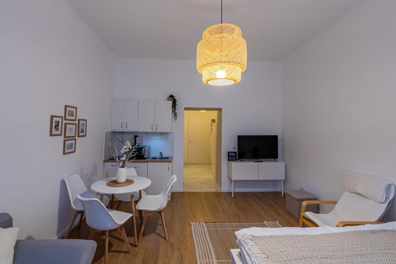 Vienna My City Apartment Bright Room Exterior photo